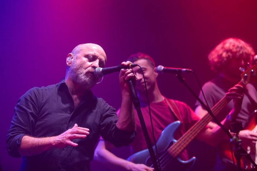 Zabok: Mile Kekin održao koncert u Regeneratoru
