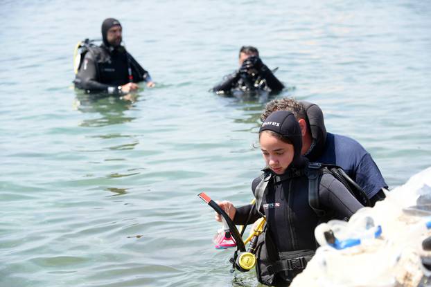 Savudrija: Ronioci i djeca sudjelovali u velikoj međunarodnoj akciji čišćenja podmorja