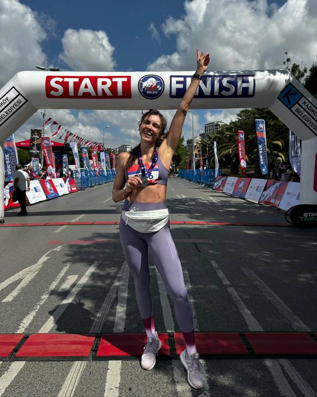 Zbog 'bosanskog dijamanta' odrekla se holivudske karijere: Evo tko je supruga Edina Džeke