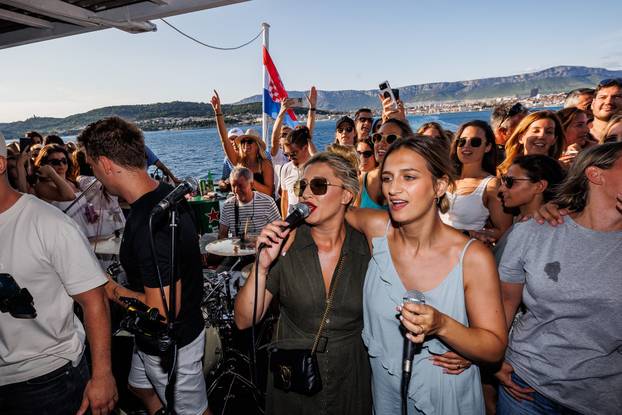 Split: Koncertom na trajektu "Korčula" počeli dani sjećanja na Olivera Dragojevića