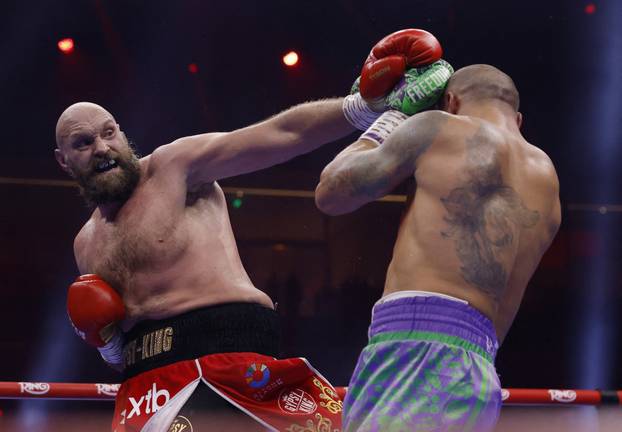 Oleksandr Usyk v Tyson Fury - Heavyweight World Title