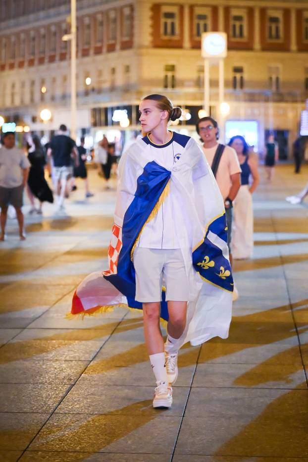 Kandidatkinja za Miss fotogeničnosti BiH pratila je utakmicu svoje reprezentacije u Zagrebu
