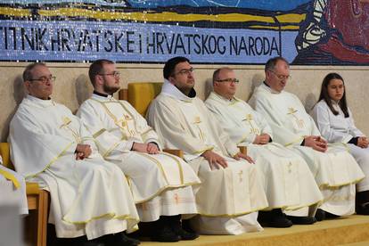 FOTOGALERIJA Holywin protiv Halloweena: Diljem zemlje organizirali duhovni program