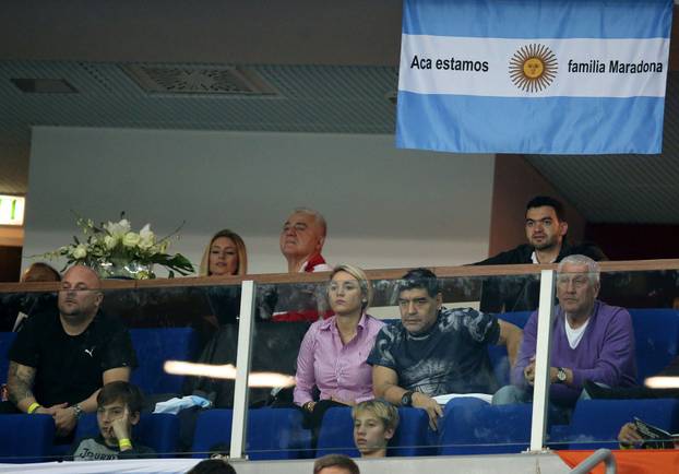Zagreb: Diego Maradona s djevojkom prati teniski me? ?ili? - Del Potro