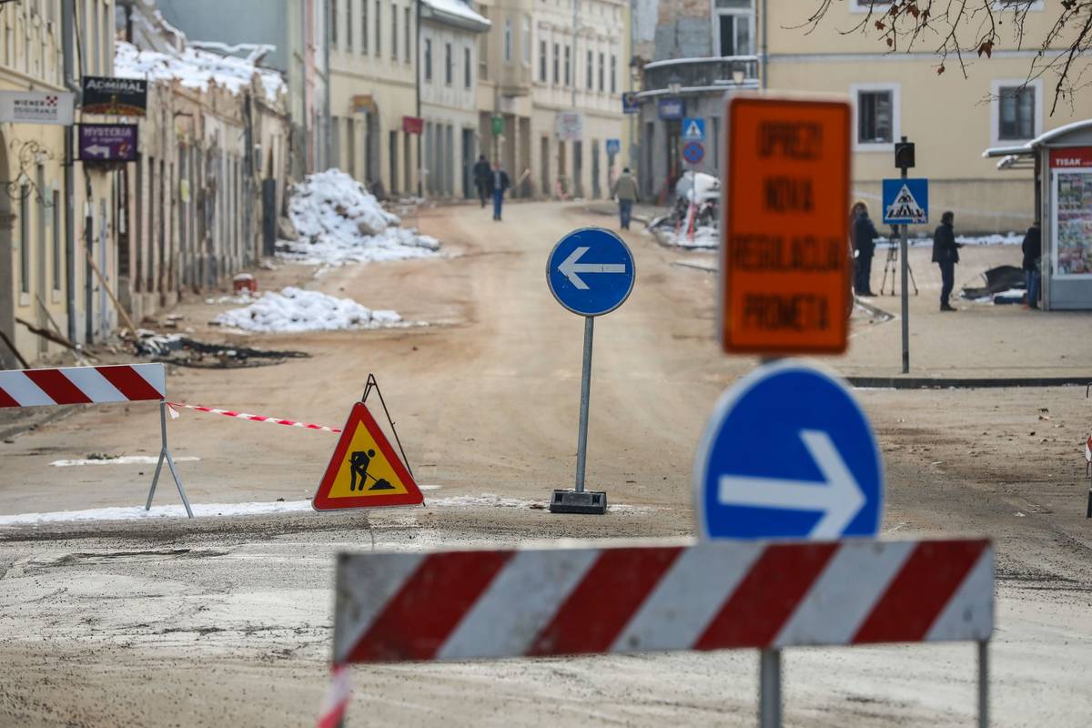 Posljedice od potresa na Baniji 'teške' su oko pet milijardi eura