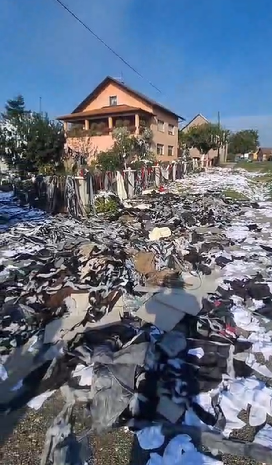 VIDEO Dobili bebu, susjedi im zatrpali dvorište s 3 tone smeća: 'Ma ne ljutimo se, sve je ok'