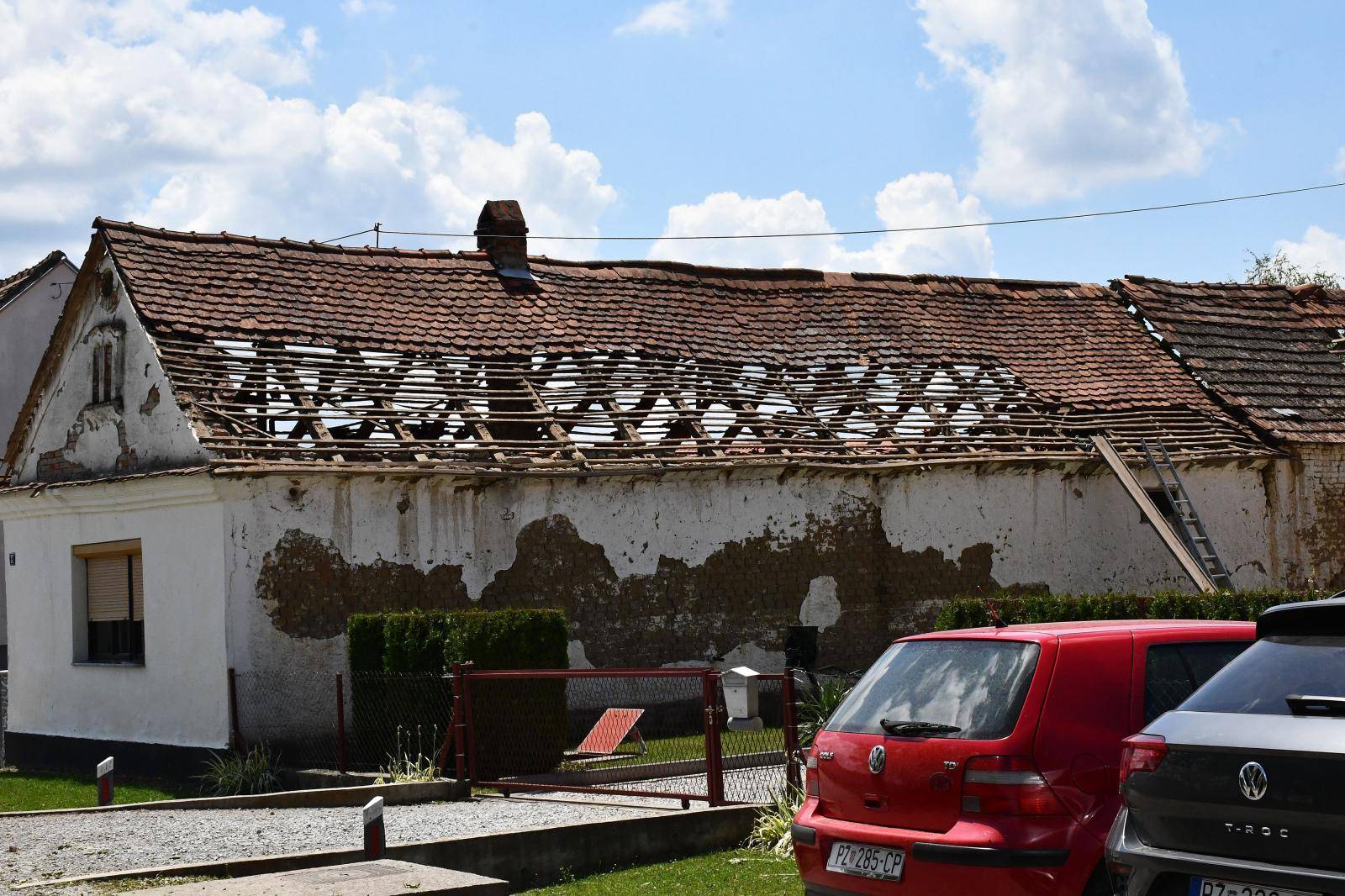 Posljedice jučerašnjeg nevremena u selu Šeovica i u prigradskim naseljima Požege