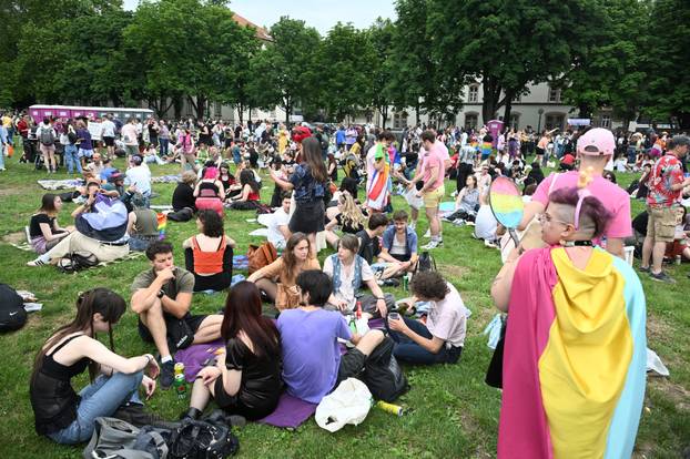 Zagreb: Povorka ponosa stigla u Park dr. Franje Tuđmana