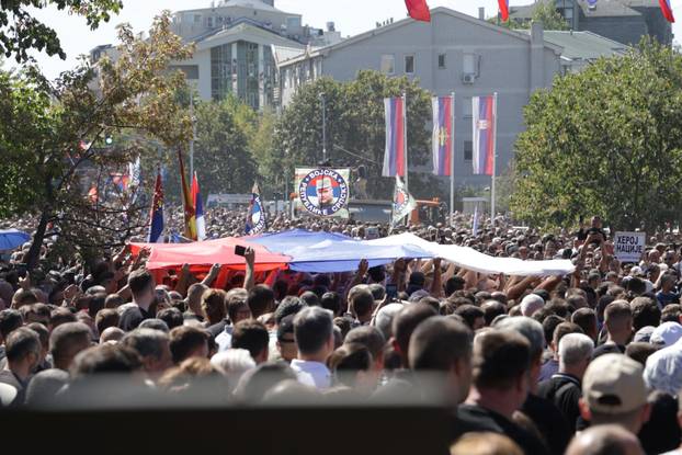 Beograd: Sprovod ratnog zločinca Ratka Mladića