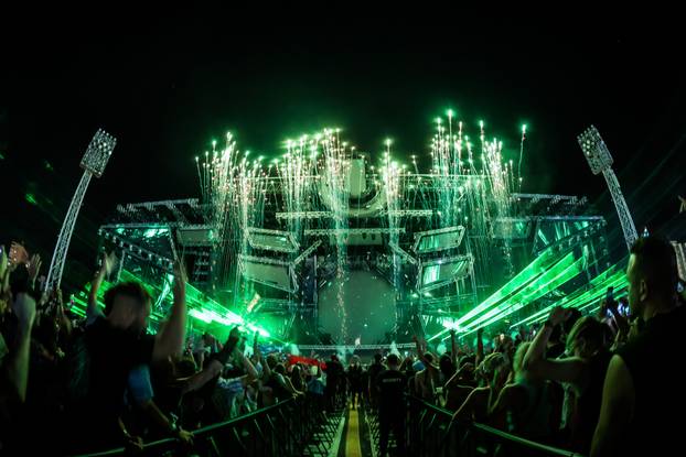 Split - Treca Vecer Ultra Festivala.  DJ-a Afrojack