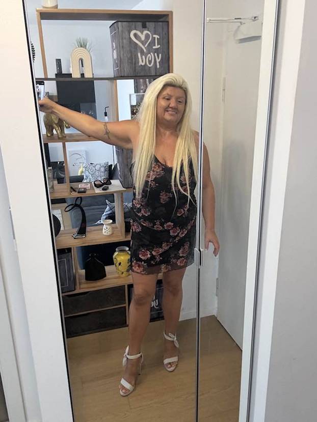 FOTO Tko je ova svestrana dama koja u emisiji 'Ljubav je na selu' želi osvojiti farmerovo srce?