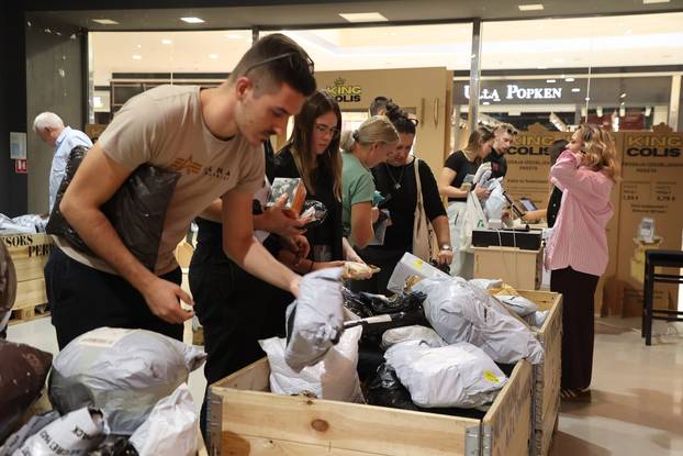 Trgovina "izgubljenih" paketa stigla je i u Split