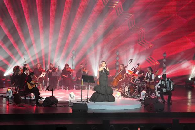 Beograd: Koncert Nine Badrić u kultnoj Plavoj dvorani