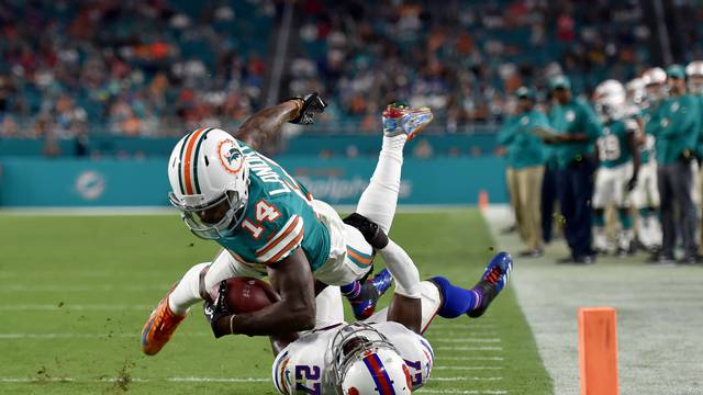 NFL: Buffalo Bills at Miami Dolphins