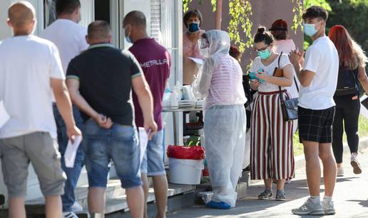 Gužve posvuda: Stotine ljudi želi se testirati na koronu, stoje u dugim redovima