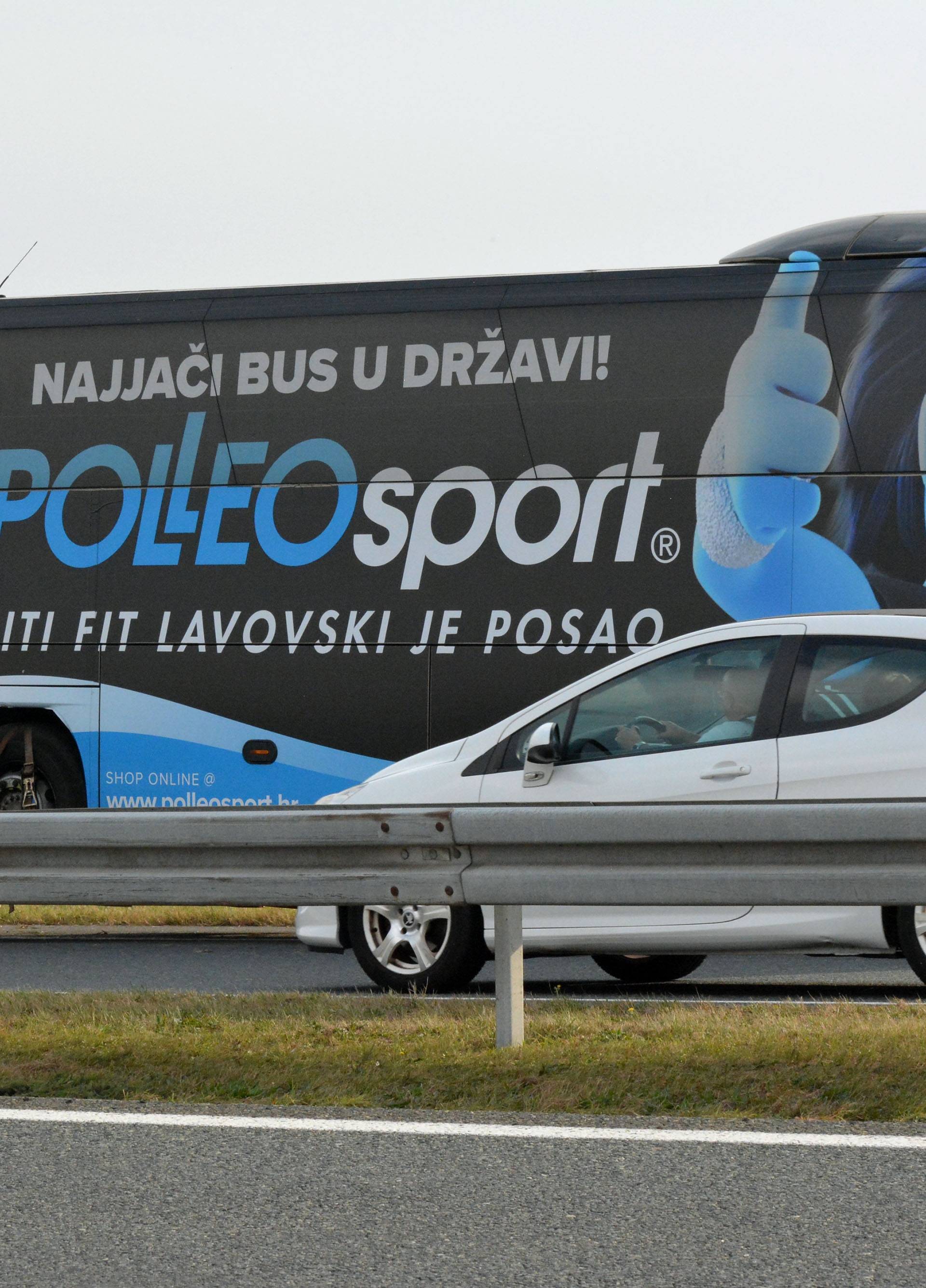 Vozač autobusa tvrdi da nije zaspao: 'Pao sam u nesvijest'