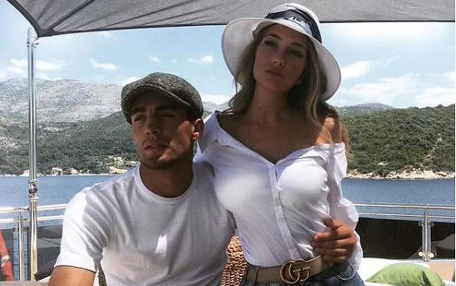 Druga godišnjica braka: Mateo i Izabel upoznali su se na misi...