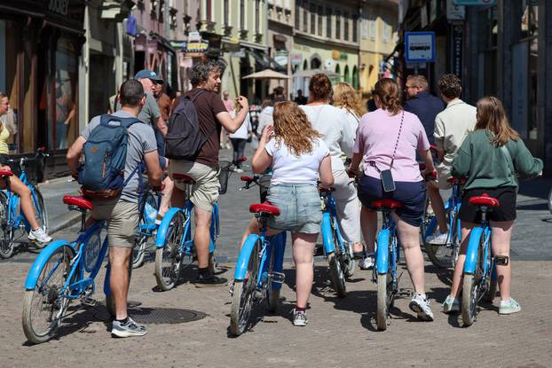 Zagreb: Gradska svakodnevica u središtu grada
