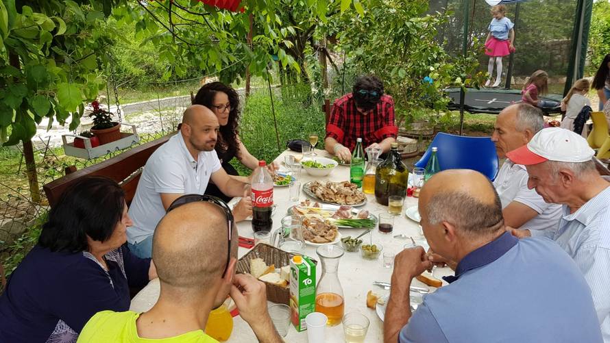 'Skupa smo se krstili, kad sam čuo njen plač zaljubio sam se'