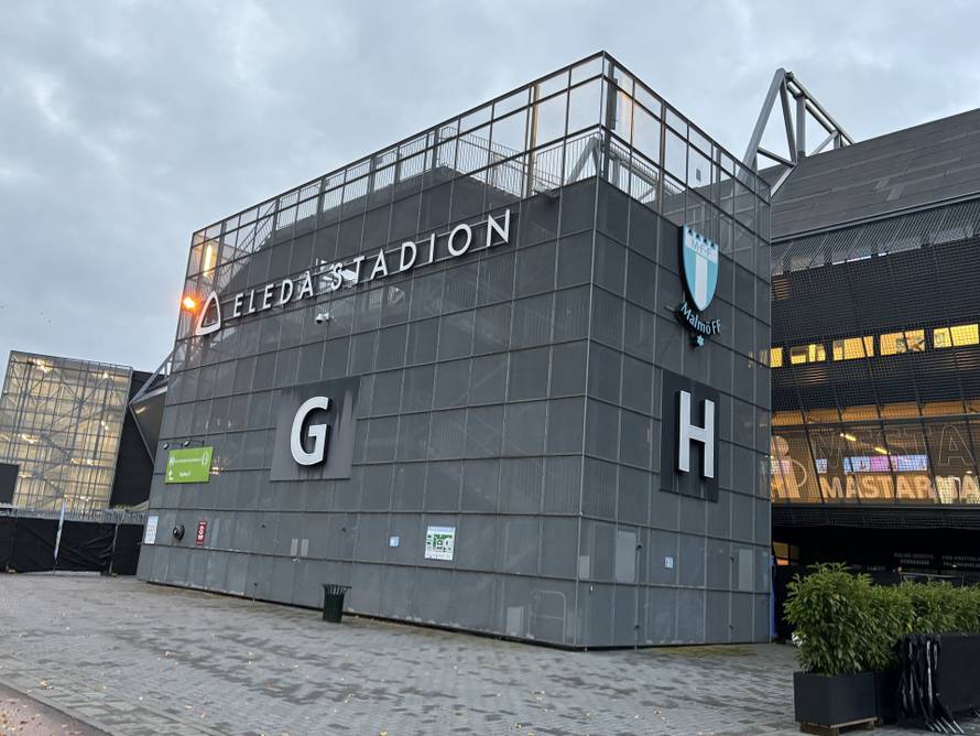 24sata u Malmou: Helići nad gradom. Pivo i burgeri skupi ko vrag. Čeka se invazija BBB-a!