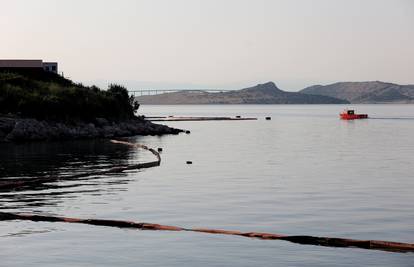 U Kostreni  onečišćenje mora