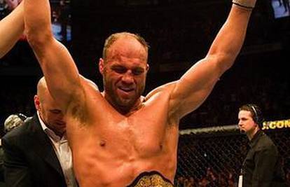 Neuništivi Randy Couture obranio UFC-ov pojas