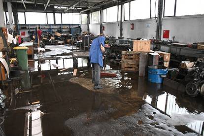 Čazma: Sanira se poplavljena radionica Čazmatransa