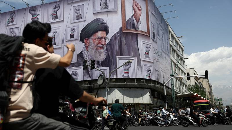 SUPERREVOLUCIONARI Iranom 'drmaju' radikali koji spominju kraj svijeta i ne žele kraj rata