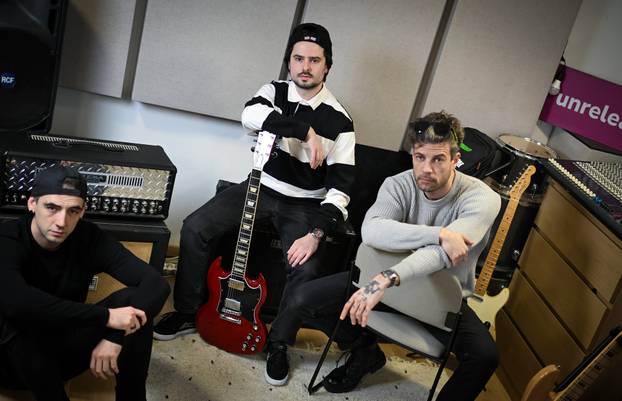 24SATA Zagreb: &Ccaron;lanovi benda ignor