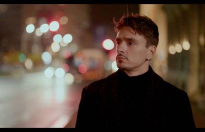 Adi Šoše objavio novu pjesmu kojom najavljuje koncert u Karlovcu uoči Valentinova