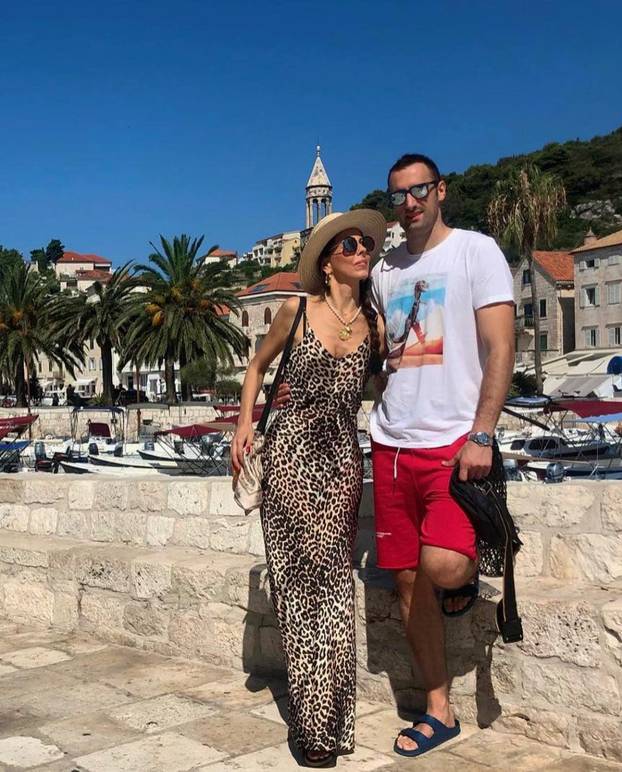 Koga ljubi Igor Vori? Legendarni pivot hit je na malim ekranima