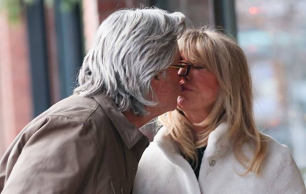 Kurt Russell and Goldie Hawn spotted kissing on the streets of Aspen