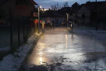 Novo nevrijeme poharalo Zagorje: Nakon tuče obilna kiša potopila ceste kod Poznanovca 