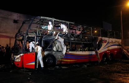 Zapalio im se autobus na kat: Poginulo je najmanje 20 ljudi