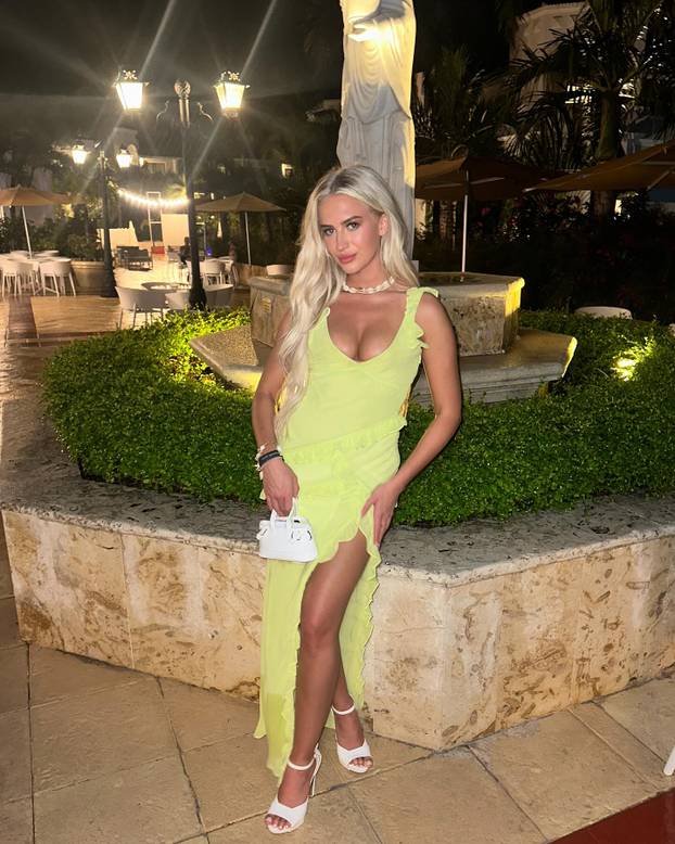 FOTO Prelijepa plavuša osvojila je sina boksačke legende. Priča njih dvoje zaista je nevjerojatna