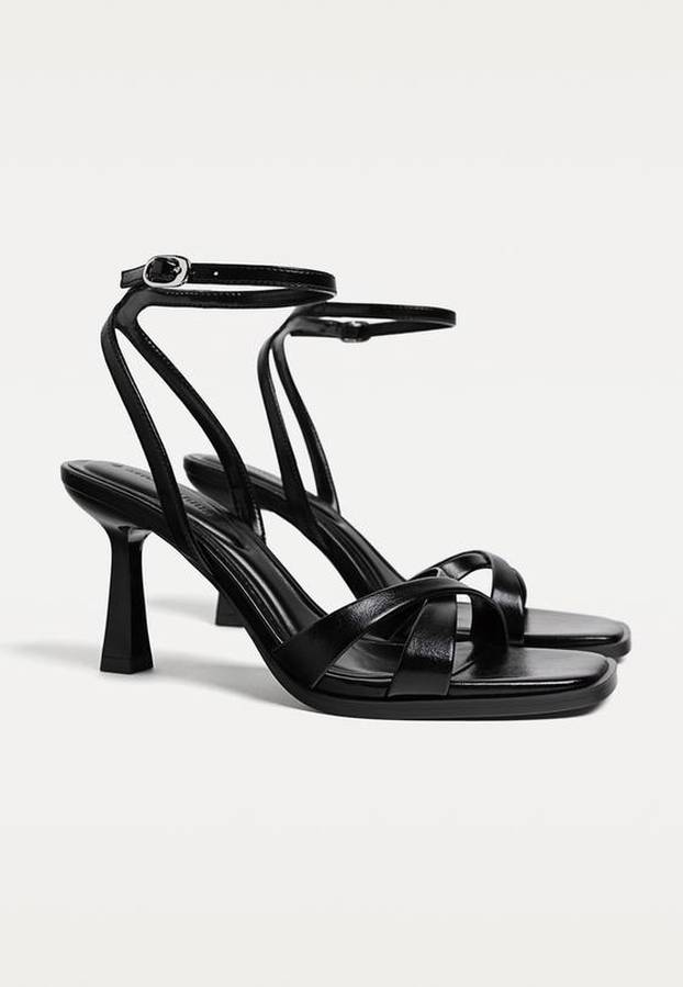 Top 30 sandala koje su hit ovog ljeta: Ima ih i za samo 15 eura