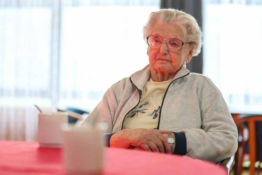 24 SATA Zagreb: Stogodišnjaci u Domu za starije osobe Trnje