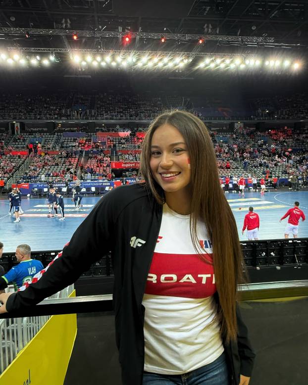 Njeno pismo Ivici Kosteliću sa šest godina ganulo je Hrvatsku. Izrasla je u trofejnu sportašicu
