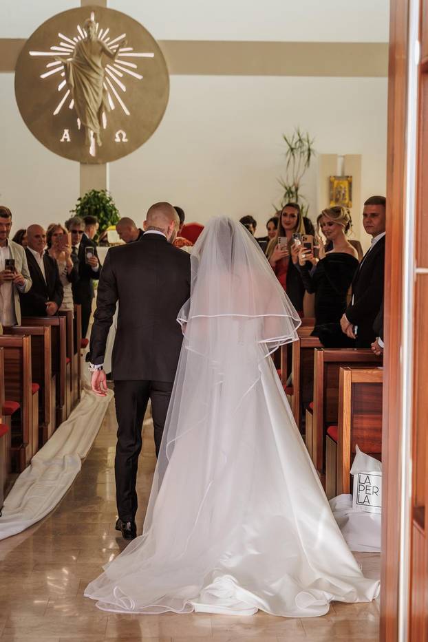 Split: Vjenčanje Hajdukovog nogometaša Anthonyja Kalika i Ivone Glavaš