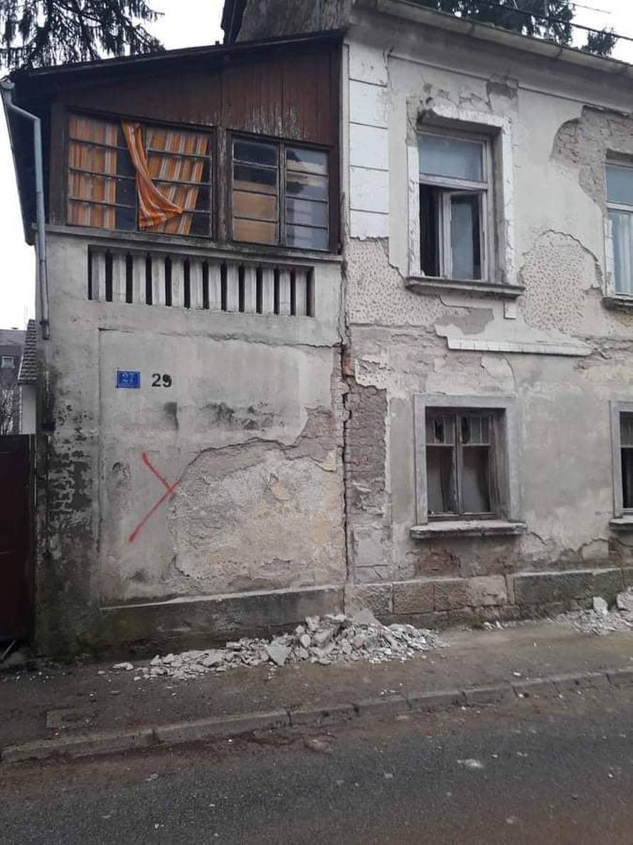 Sandra i Dušan u paklu potresa: 'Ljudi su vrištali, a psi zavijali. Ne spavamo, psihički smo loše'