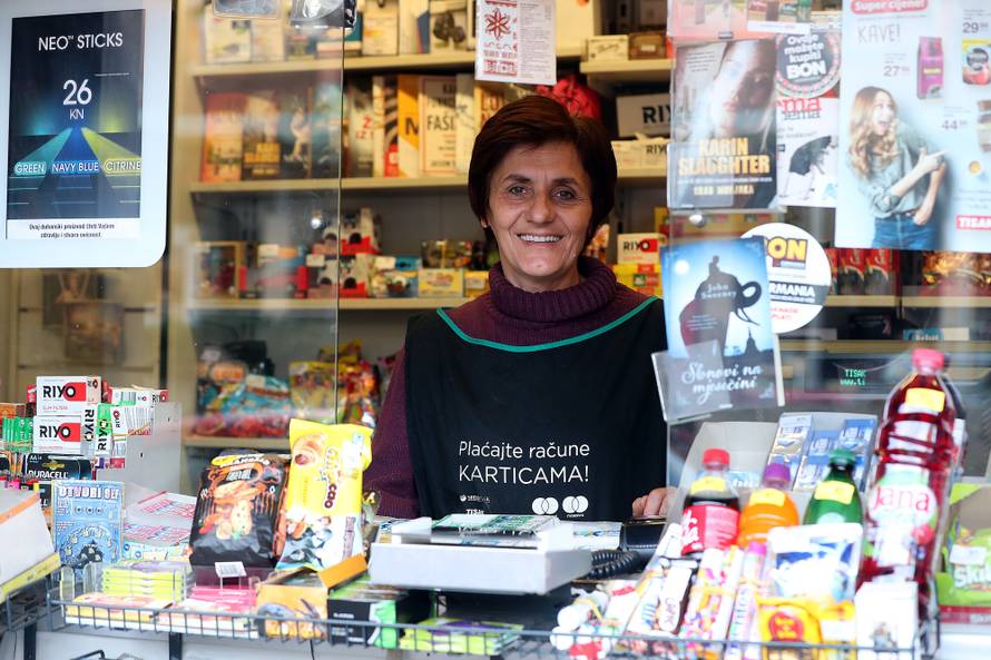 Nema ruku, ali svaki dan ide na posao biciklom - 11 kilometara