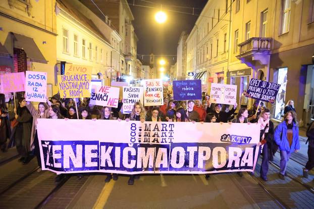 Zagreb: Održan jubilarni 10. Noćni marš za prava žena "Žene – kičma otpora"
