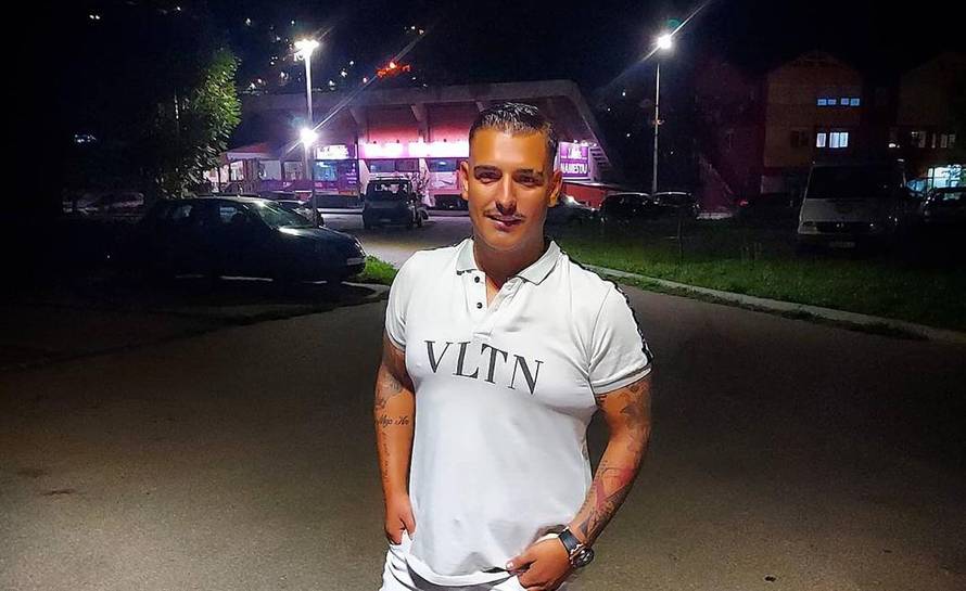 Lazić ne isplaćuje alimentaciju: U teškoj je financijskoj situaciji. Nema nastupe, a Marina ne radi