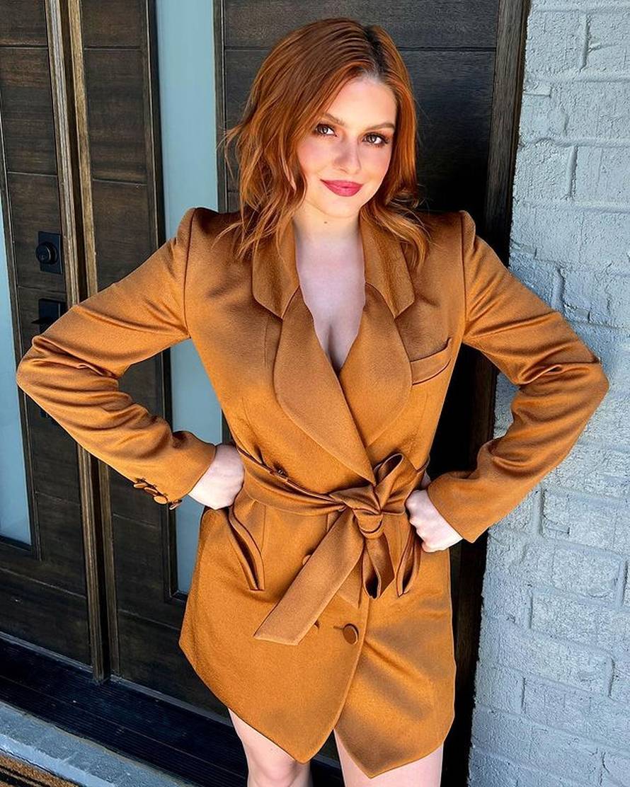 Ariel iz 'Moderne obitelji' majka je zlostavljala, vrijeđali je zbog debljine pa je smanjila grudi