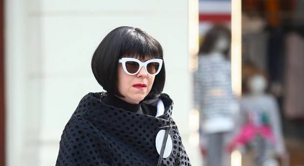 Zagreb: Mirela Holy u šetnji gradom