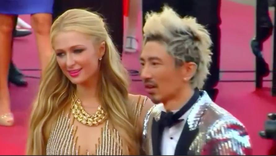 Razmažena bogatašica Paris posjetila sirotište i zaplakala