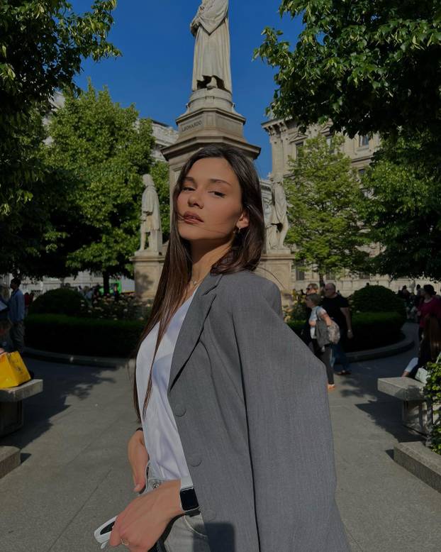 FOTO Najljepšu Hrvaticu osvojio košarkaš: Odmah sam odlijepila