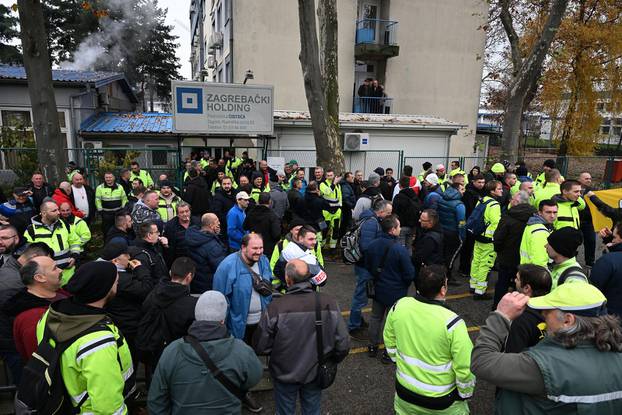 Zagreb: Prosvjed radnika Čistoće koji su nezadovoljni svojim primanjima