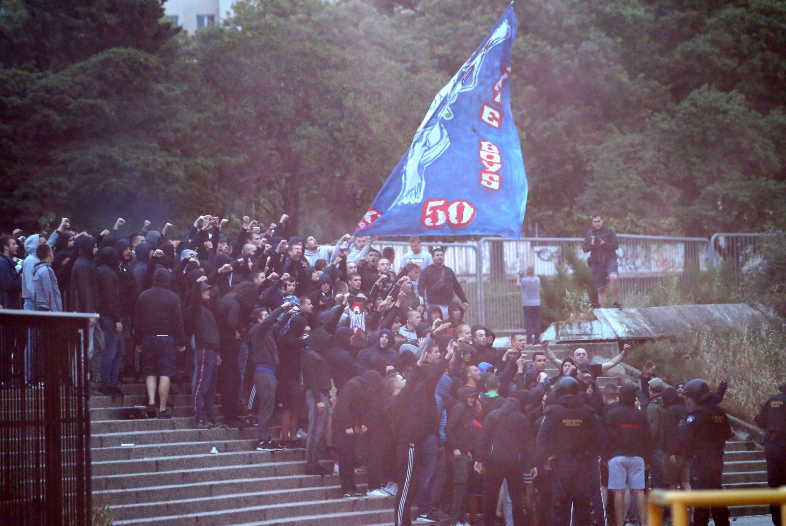 Torcida iza sjeverne tribine došla pružiti podršku Hajduku