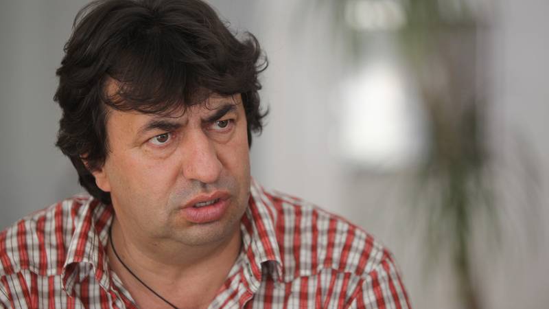 Tko je HDS-ovac čija je kći sad uhićena? Optužen za korupciju, čekao ljude kraj biračkog mjesta